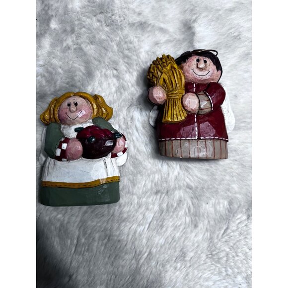 Midwest of Cannon Falls Eddie Walker  Hand-Painted Midwest Seasons Figurines Pai - Picture 1 of 6